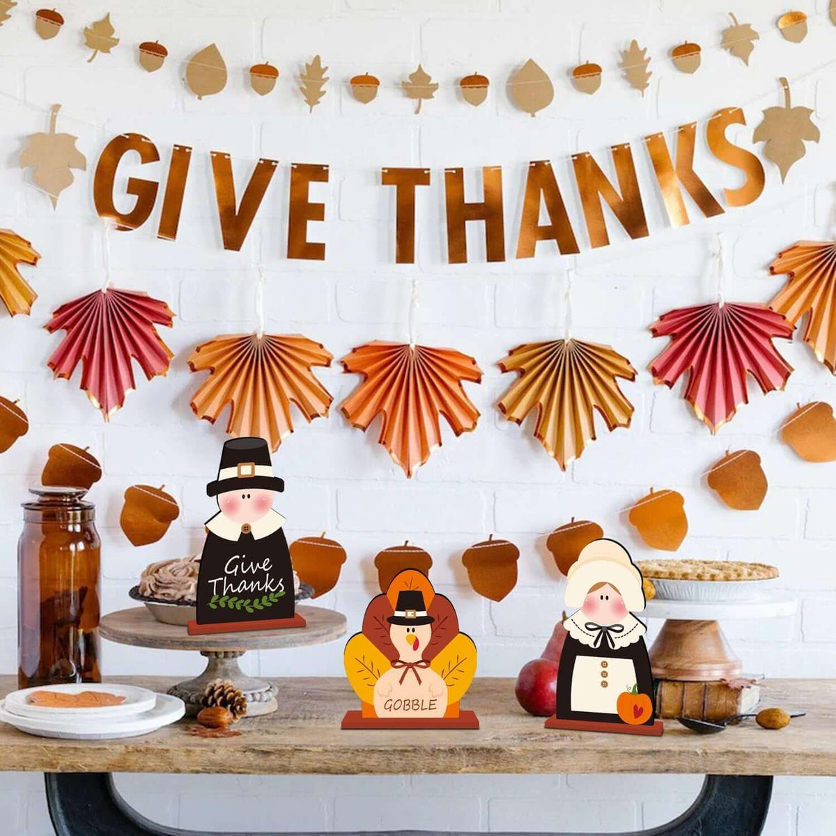 3Pcs Thanksgiving Decorations Wooden Table Centerpiece Thanksgiving Table Decorations Turkey Pilgrim Couple Table Topper for Autumn Harvest Party Home Office Tiered Tray Decor