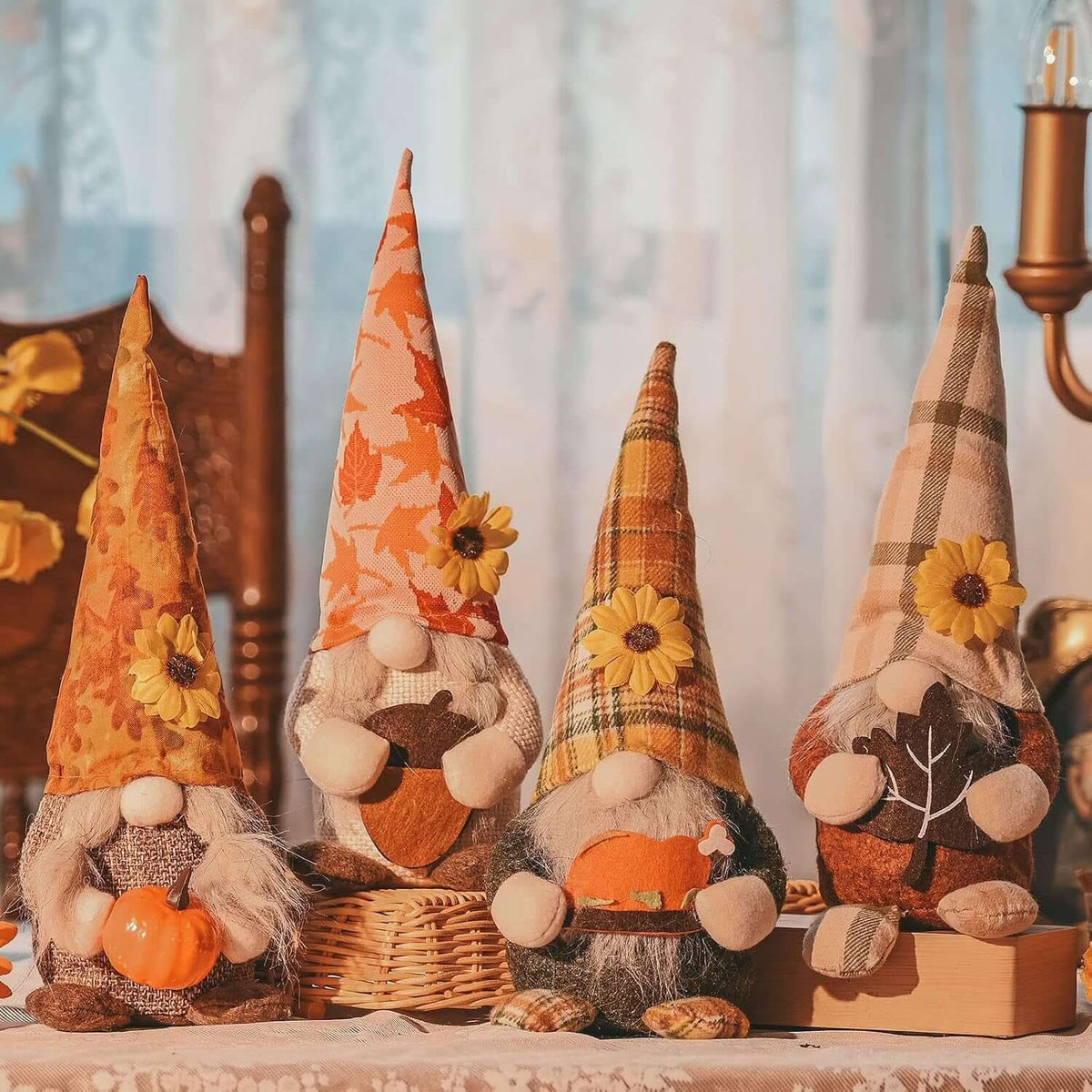 Thanksgiving Fall Gnomes Autumn 4Pcs Plush Gnomes Elf Decorations, Handmade Thanksgiving Day Gift Tomte Swedish Gnome Doll for Table Ornaments